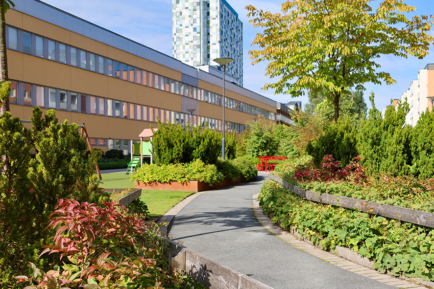 3531 Tensta Innergårdar (10) LR