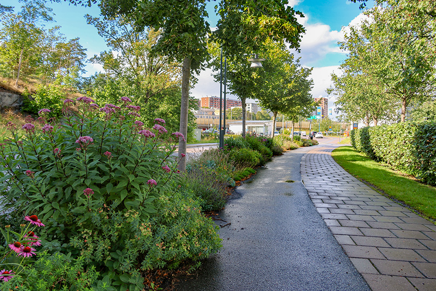 2471 Stockholmsvägen Danderyd (14) LR