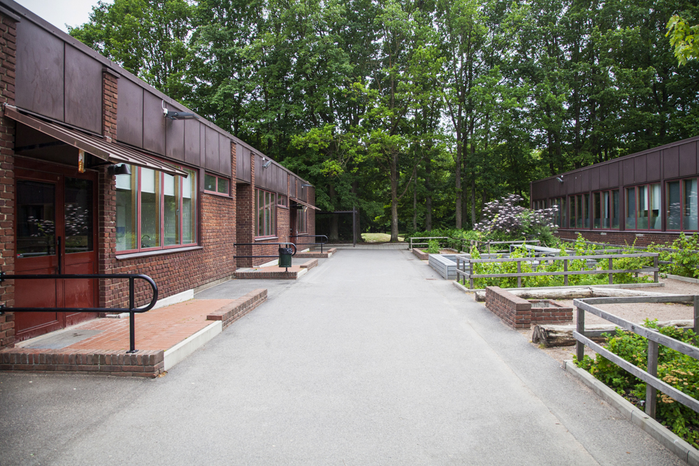 PREFAB BLOCK BÄDD, RT 61 Klostergårdsskolan Lund Bara Mineraler Tegelmur 6193