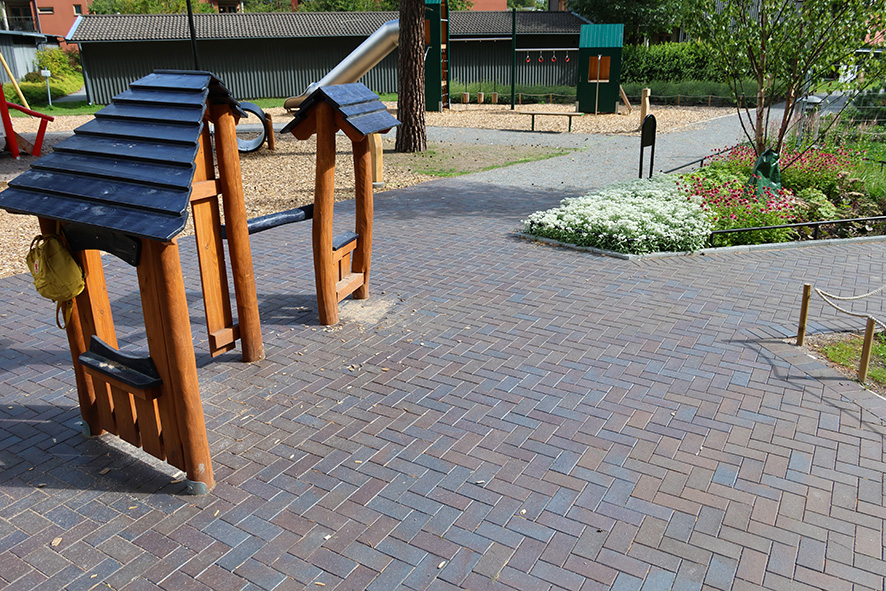 2424 Svampskogens Lekplats Vallentuna (8) LR